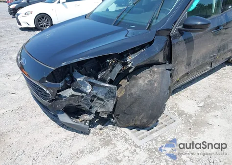 2022 Ford Escape Se z USA, uszkodzony, nr VIN 1FMCU0G60NUB93418